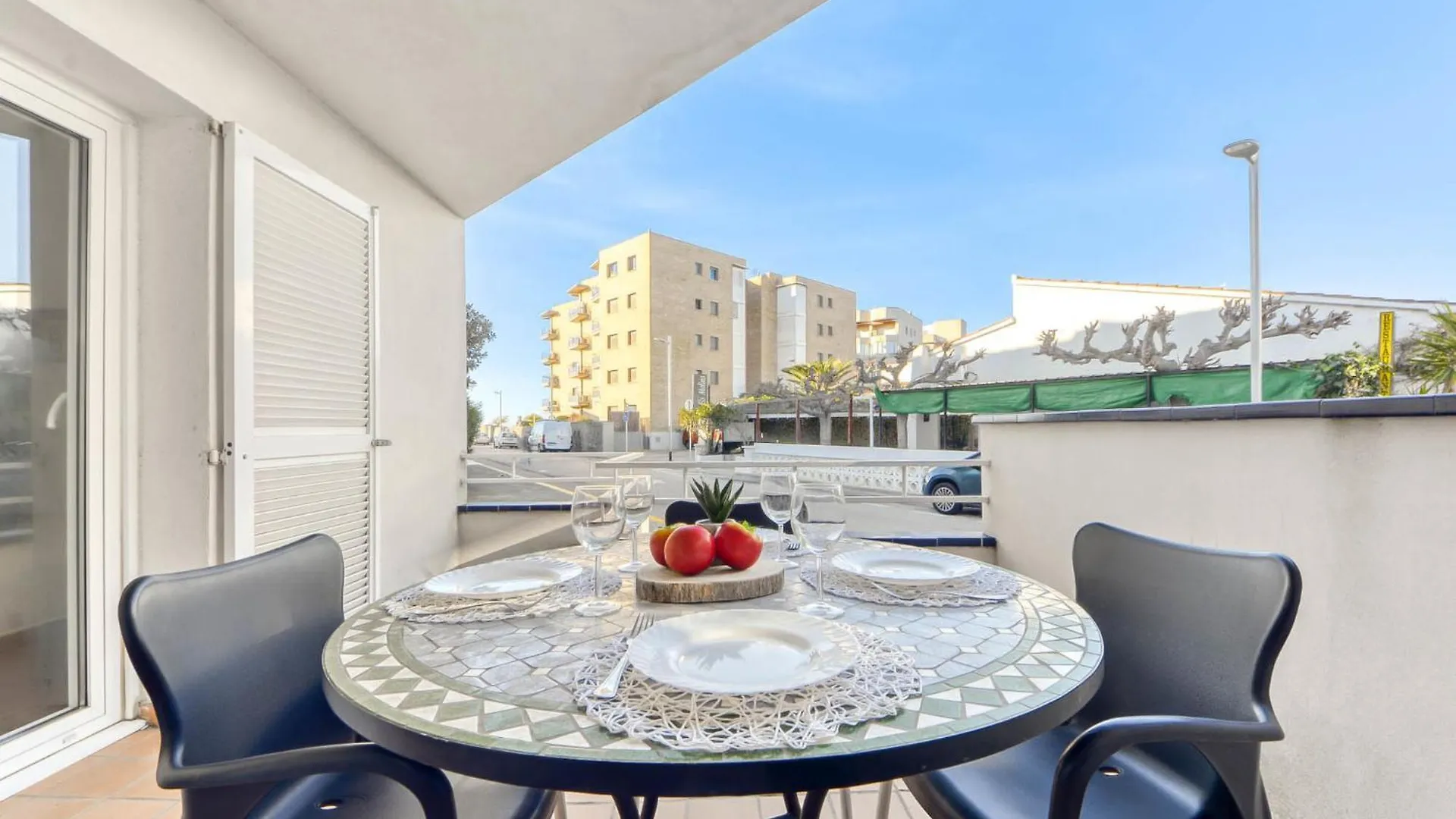 Apartment Platja De Roses-9 By Interhome